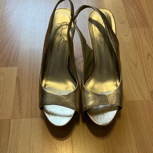 Jessica Simpson gold platform 9 heels